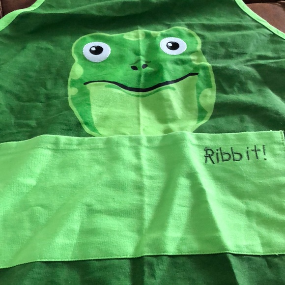 Frog Apron - Picture 2 of 3